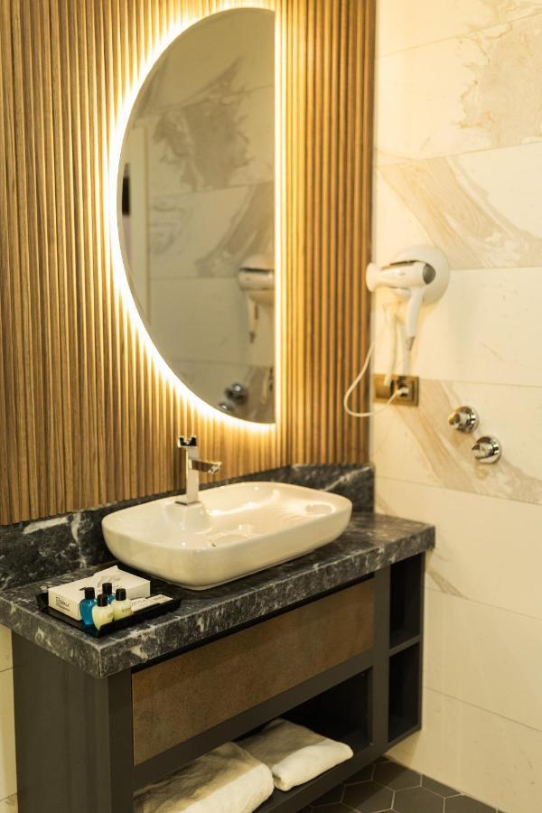 Quala Hotels & Lounge Aksaray Esterno foto
