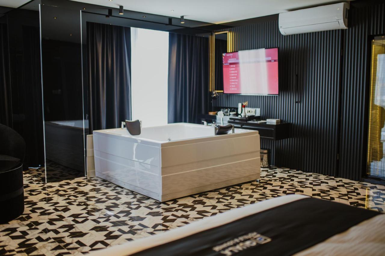 Quala Hotels & Lounge Aksaray Esterno foto